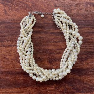 Bold pearl necklace
